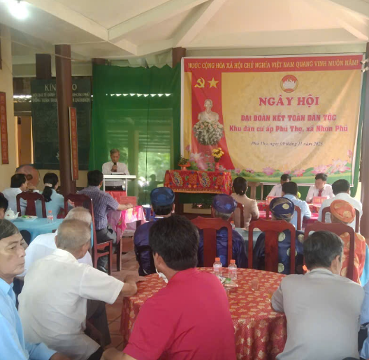 Ấp Phú Thọ, xã Nhơn Phú tổ chức ngày hội Đại đoàn kết toàn dân tộc 18/11