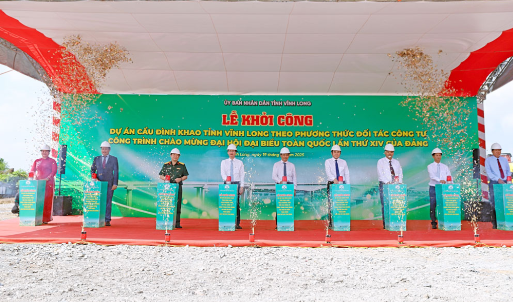 Lễ khởi công dự án cầu Đình Khao