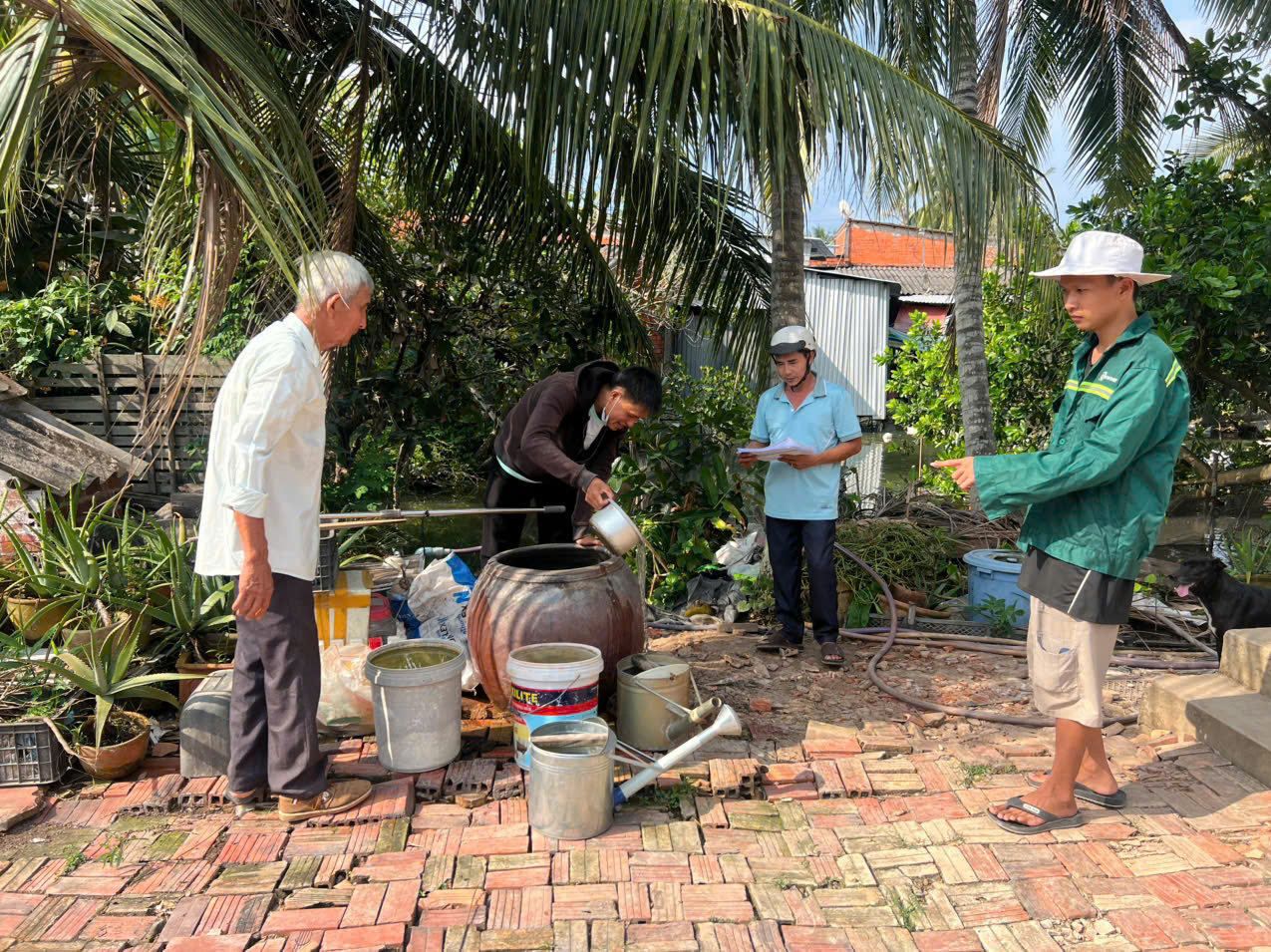 Nhơn Phú: Ra quân hưởng ứng chiến dịch diệt lăng quăng phòng, chống bệnh sốt xuất huyết