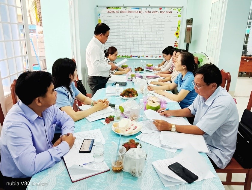 Giám sát Nghị quyết tại Chi bộ trường Mầm Non Măng non I và Chi bộ ấp Cái Kè